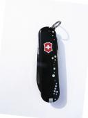 Victorinox Classic SD mini couteau de poche pour sac à main ( Noir logos Victorinox argentés )